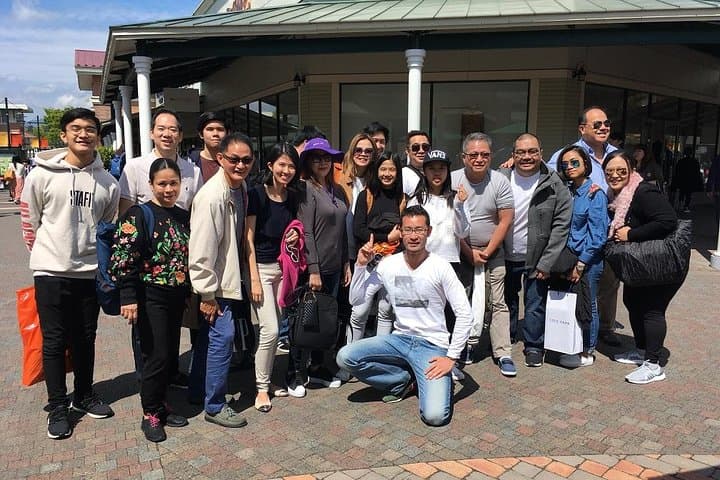 Mt Fuji Hidden Gem & Gotemba Premium Outlets with Local Driver — photo 7