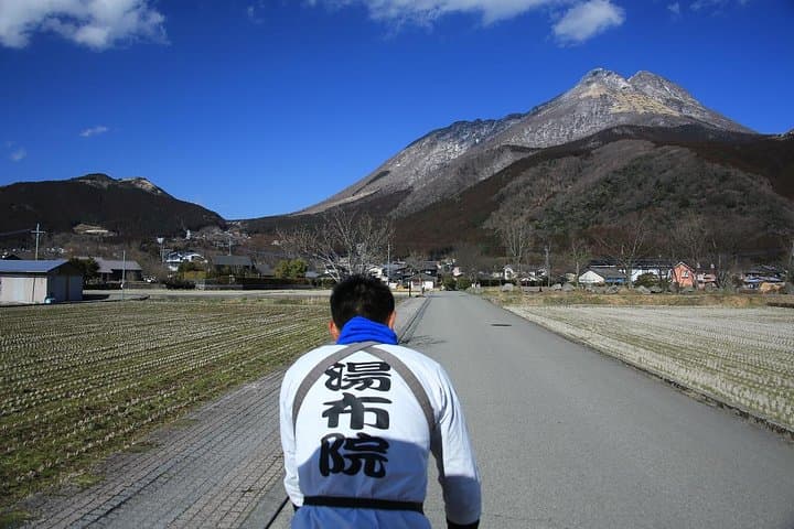 Hot Spring Capital of Yufuin Rickshaw Tour — photo 2
