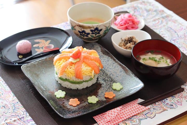 Private Kyoto Sushi Cooking Class & Tea Ceremony with Emika — photo 11