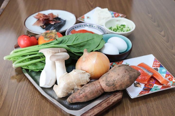 Private Home-Style Cooking Class in Osaka with Local Mom Yoshiko — photo 3