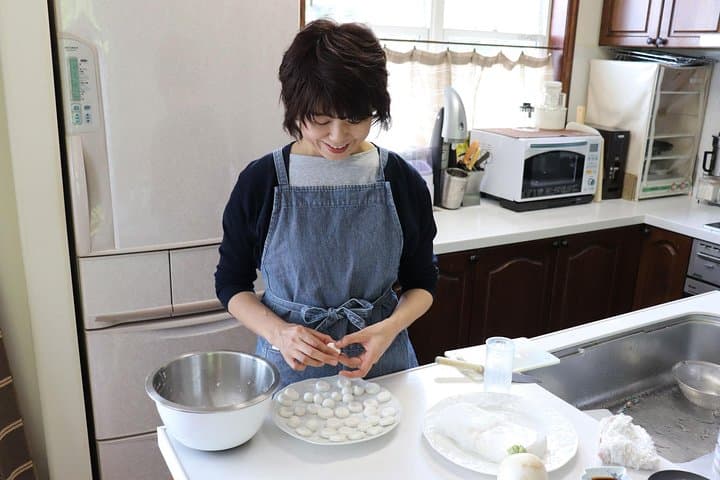 Private Market Tour and Cooking Class with Kanae, a Sapporo Local — photo 4