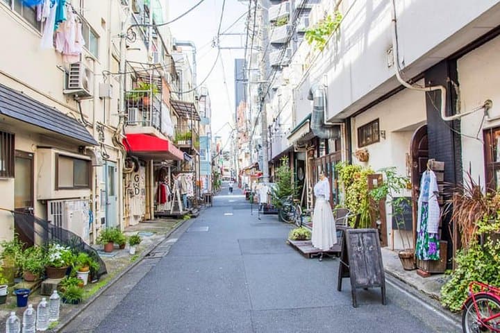 Tokyo Private Tour – Discover Koenji’s Vintage & Bohemian Side — photo 3