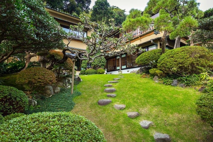 Kamakura Day Trip from Tokyo with a Local: Private & Personalized — photo 19