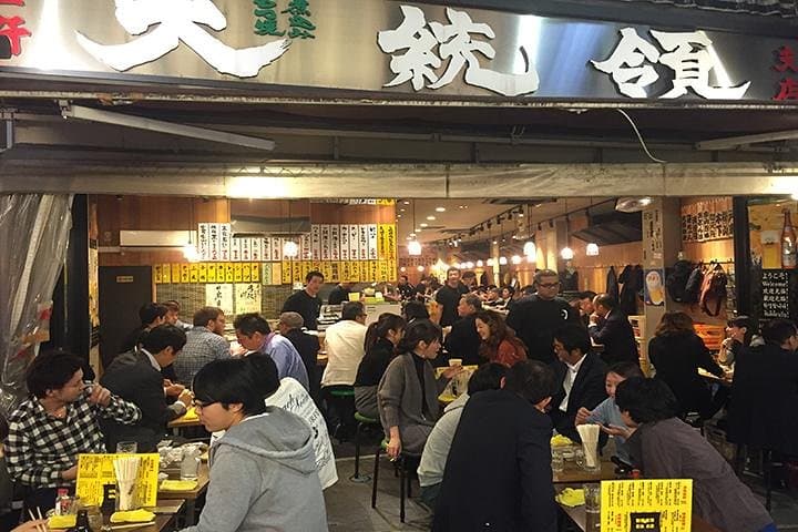 Private Tokyo Local Food and Drink Tour with a Bar Hopping Master — photo 1
