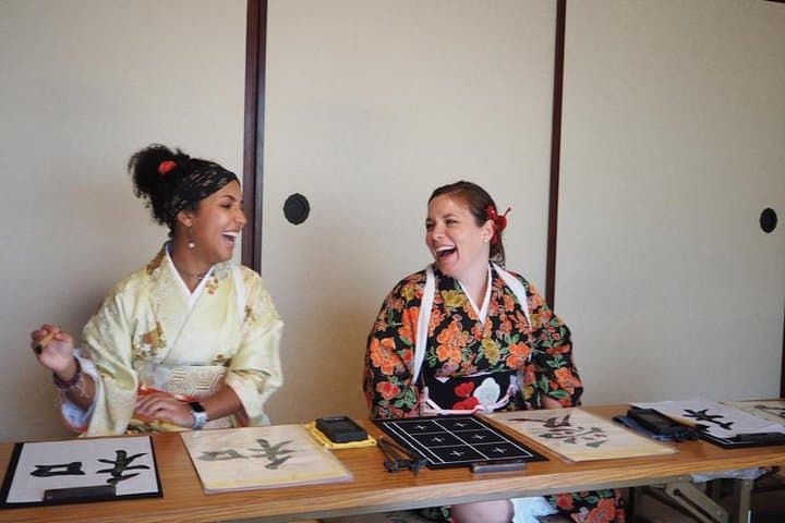 An Amazing set of Cultural experience: Kimono, Tea Ceremony and Calligraphy — photo 4
