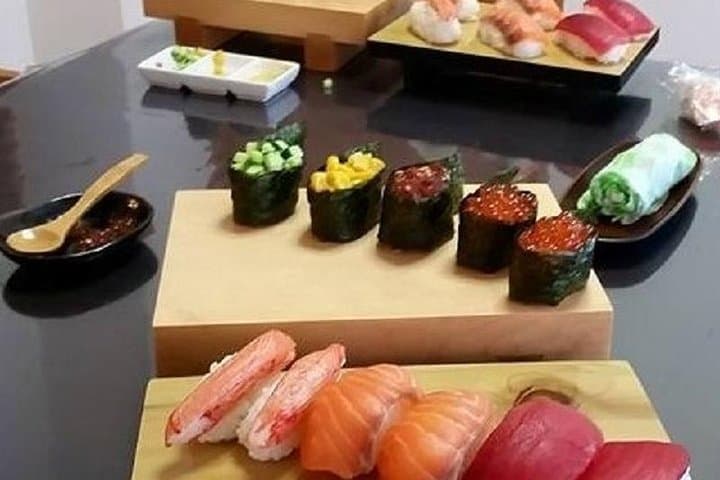 Sushi and Japanese Foods Cooking Class in Osaka — photo 2