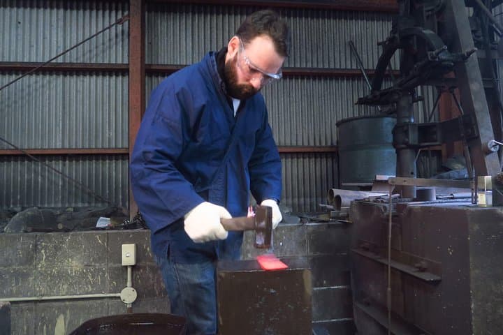 Make your own kitchen knife with a master blacksmith in Shimanto — photo 7