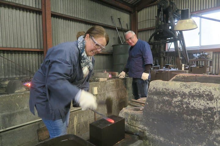 Make your own kitchen knife with a master blacksmith in Shimanto — photo 6