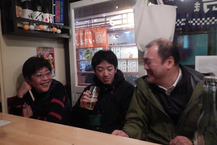 Bar hopping with Local food with a guide — photo 7