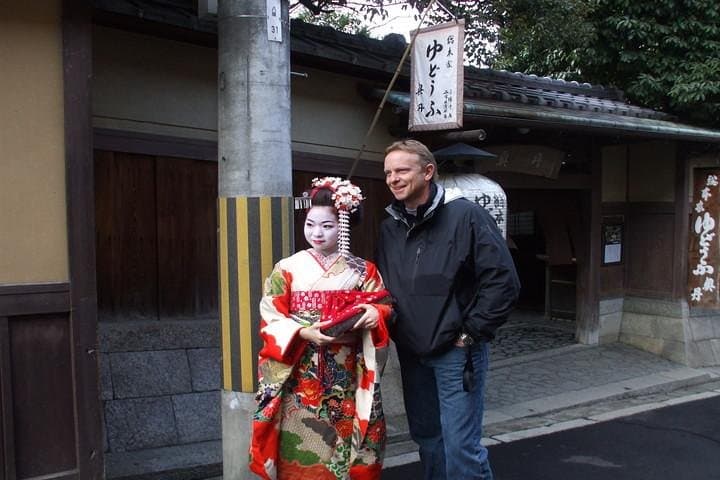 Gion and Fushimi Inari Shrine Kyoto Highlights with Government-Licensed Guide — photo 6