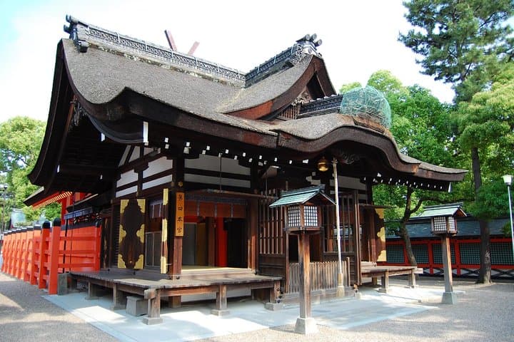 Private Car Full Day Tour of Osaka Temples, Gardens and Kofun Tombs — photo 3