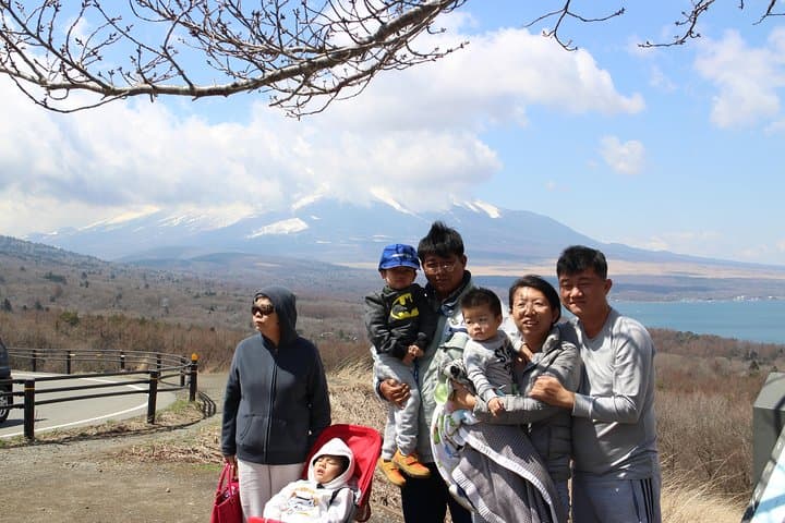Mt. Fuji Day Tour by Private Minivan with Licensed Tour Guide and Driver — photo 6