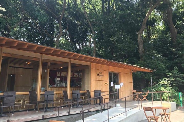 Private Harajuku Omotesando Architecture Walking Tour — photo 4