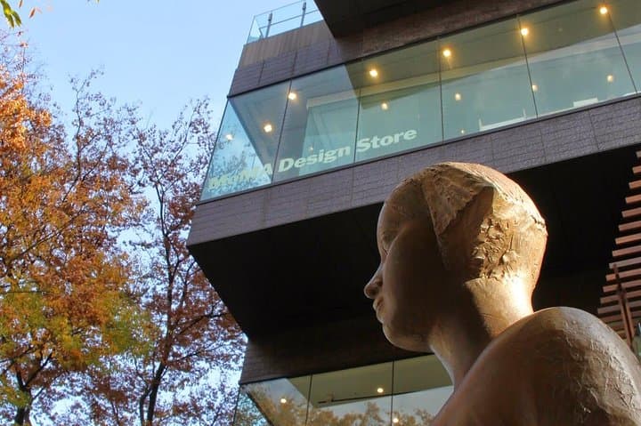 Private Harajuku Omotesando Architecture Walking Tour — photo 7