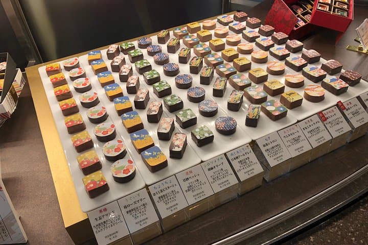 Nishiki Market Walking Food Tour with Local guide — photo 7