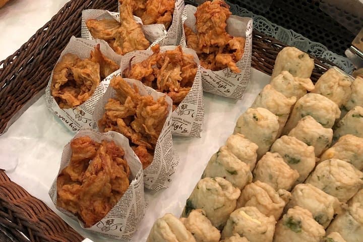 Nishiki Market Walking Food Tour with Local guide — photo 8