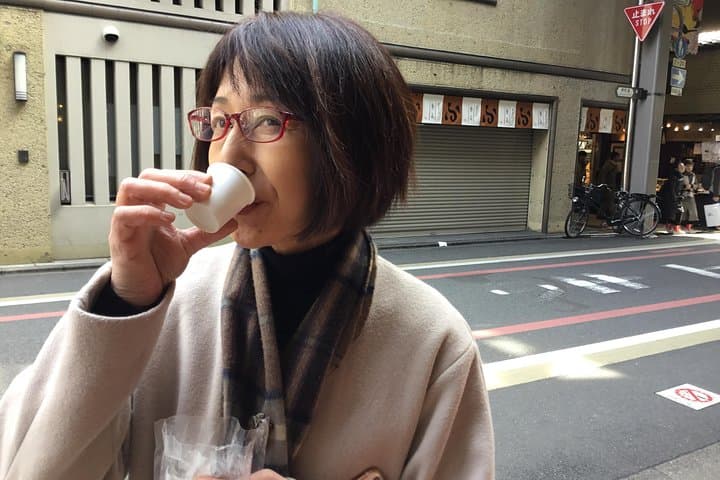Nishiki Market Walking Food Tour with Local guide — photo 15