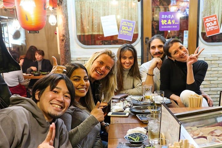 Tokyo Bar Hopping Tour in Shinjuku (All-You-Can-Drink + Dinner) — photo 4
