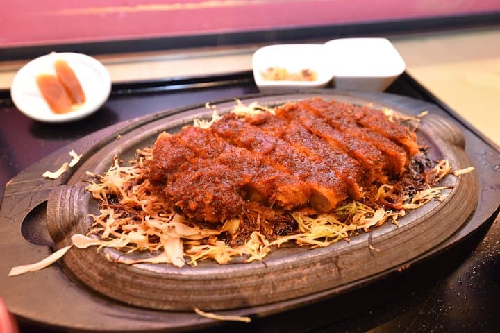 Nagoya Samurai & Toyota Tour guided by a friendly local — photo 10