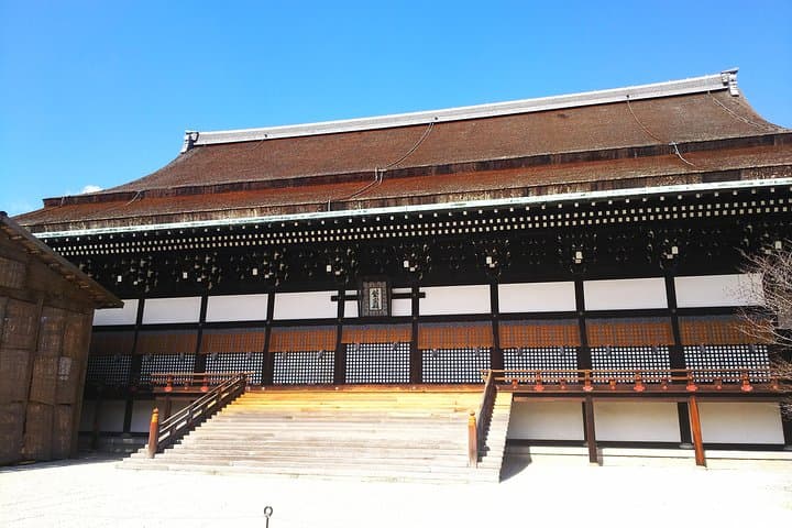 Kyoto Imperial Palace and Nijo Castle Walking Tour — photo 10