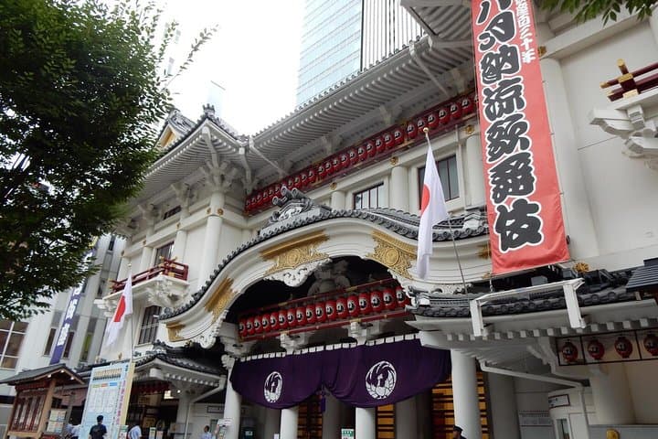 Private Tokyo Custom Walking Tour with a water bus ride — photo 12