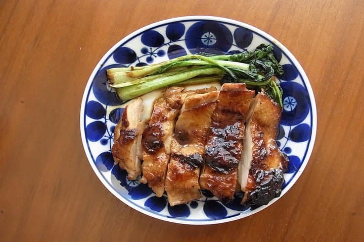 Hands-on Japanese Cooking in a Shinjuku Home Kitchen with Satoru — photo 5
