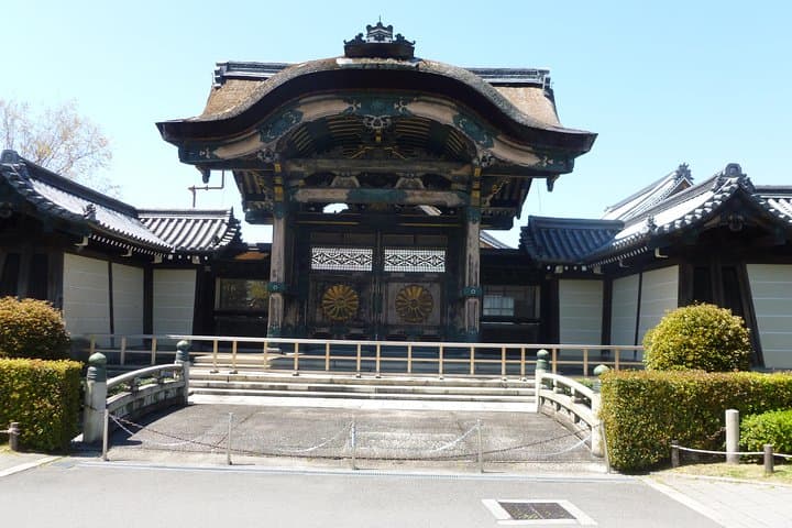 Living Buddhism — photo 5