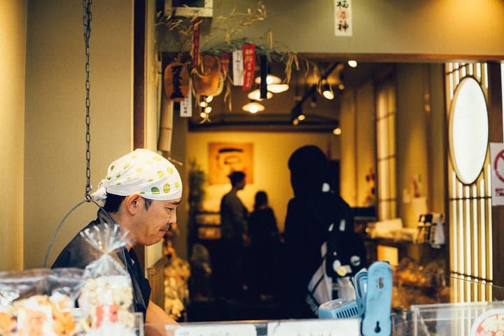 Kyoto Private Night Tour with a Local – Bars, Bites & Culture — photo 13