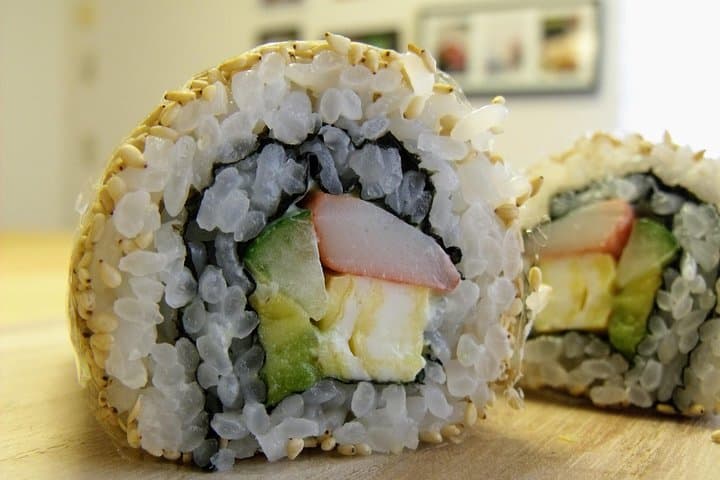 3-Hour Small-Group Sushi Making Class in Tokyo — photo 7