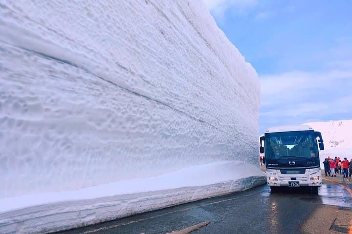 2 Day Tateyama Kurobe Alpine Route, Hida Takayama & Shirakawa-go — photo 12