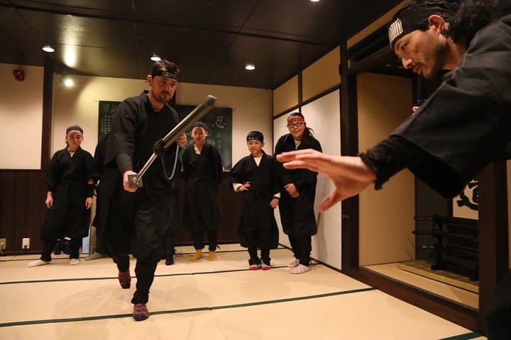 Ninja 2-hour Hands-on Lesson by Japanese master in Kyoto -Medium — photo 4