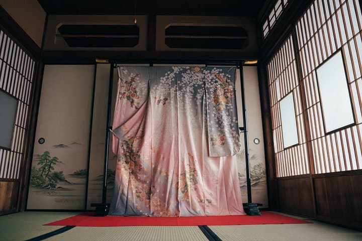 Experience Japanese calligraphy & tea ceremony at a traditional house in Nagoya — photo 5