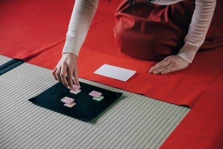 Experience Japanese calligraphy & tea ceremony at a traditional house in Nagoya — photo 9