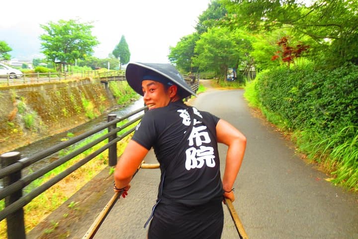 Hot Spring Capital of Yufuin Rickshaw Tour — photo 6