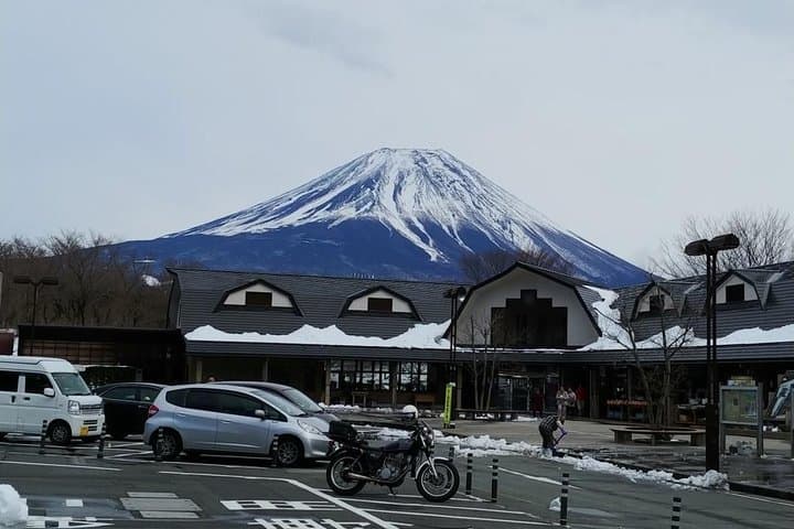 Mt.Fuji Chartered Taxi Tour — photo 4