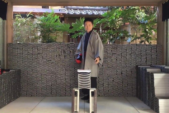 Refreshing in Asakusa! Tile-breaking / kawara smash in Asakusa, Tokyo — photo 4