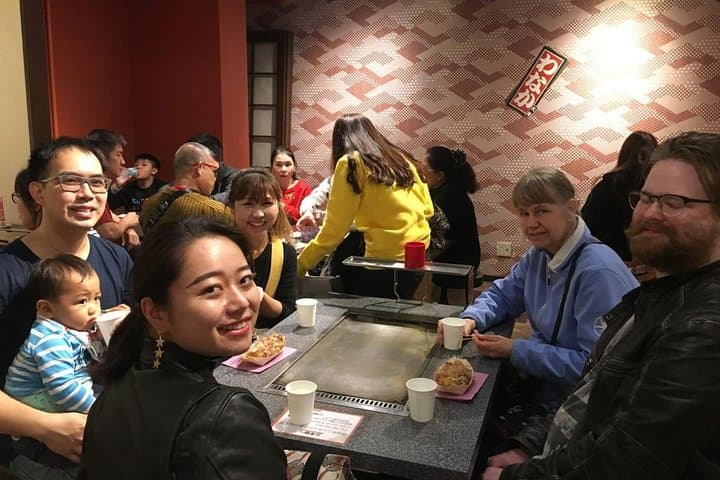 Kuromon Market Food Walking Tour in Osaka (6 stops, 6 tastes) — photo 17