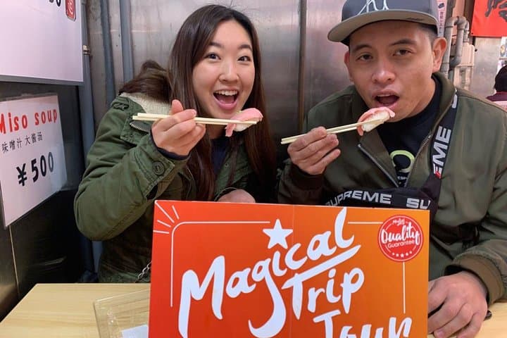 Kuromon Market Food Walking Tour in Osaka (6 stops, 6 tastes) — photo 4