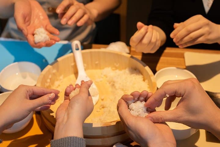 The Ultimate Sushi Making Experience — photo 6
