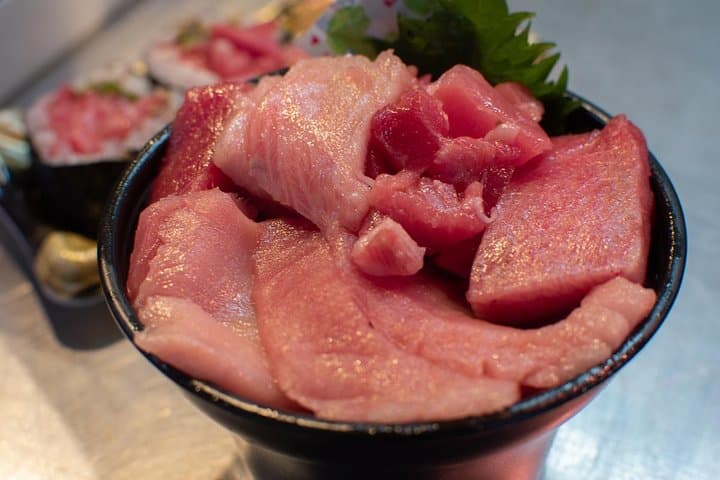 Tsukiji Fish Market Food Tour: Seafood, Street Food & Hidden Gems — photo 3