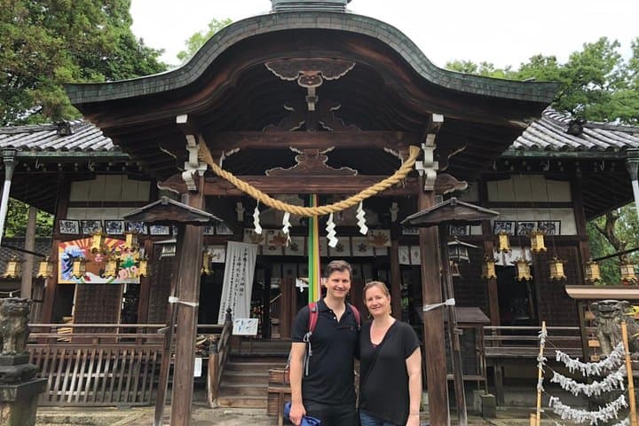 Yamato-Koriyama Castle and Goldfish Small-Group Tour from Nara