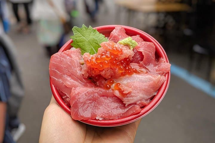 Tsukiji Fish Market Food Tour: Seafood, Street Food & Hidden Gems — photo 2