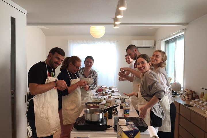 Ramen & Gyoza Cooking Class in Tokyo with Local Supermarket Visit — photo 3