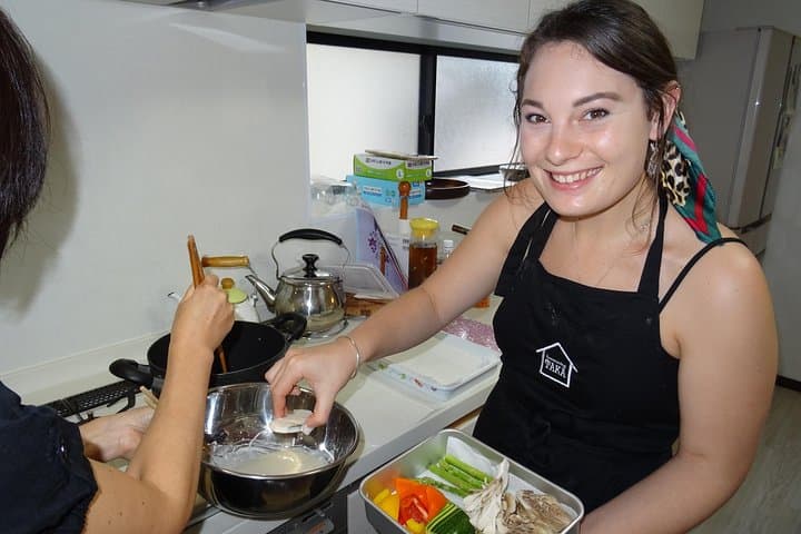 Experience all of Japanese culture and Japanese food experience classes "origami, udon, Japanese food, green tea, calligraphy" in 4 hours — photo 12