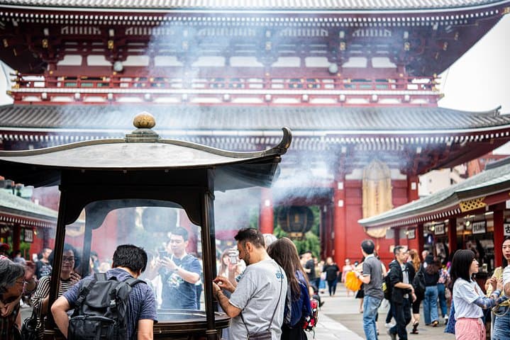 Asakusa Highlights: Street Food Crawl Tour (7+ Local Bites) — photo 7