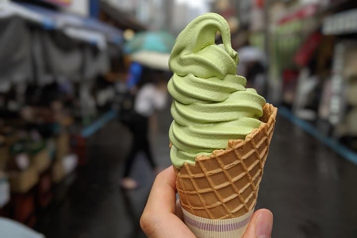 Tsukiji Fish Market Food Tour: Seafood, Street Food & Hidden Gems — photo 4