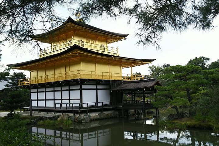 Kyoto and Osaka Splendid Two-Day Walking Tour — photo 1
