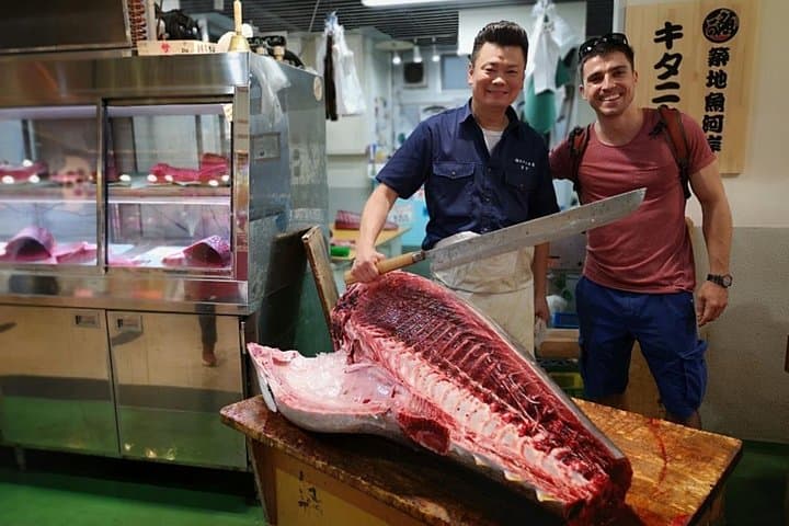 Tsukiji Fish Market: Behind the Scenes & 10 Seafood Tastings — photo 6
