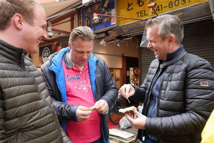 Tsukiji Fish Market: Behind the Scenes & 10 Seafood Tastings — photo 14