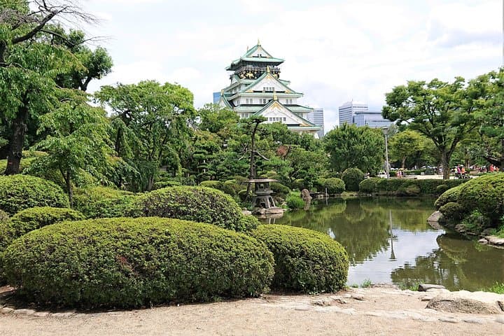 One-Day Walking Tour : Making Fun Memories in North Osaka